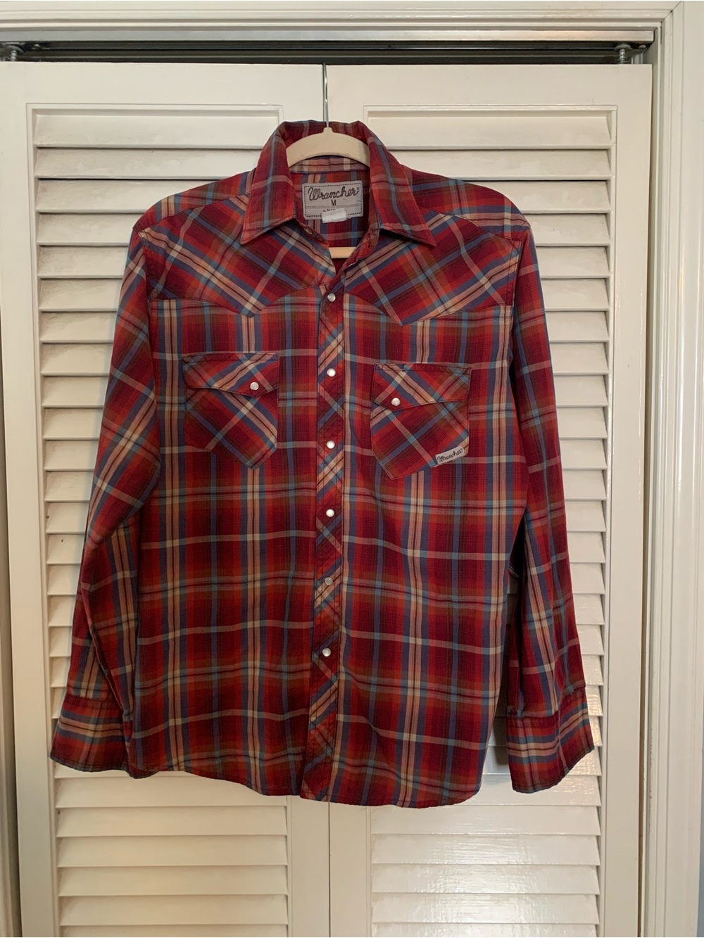 Wrangler Wrancher Men’s Red Plaid Western Shirt